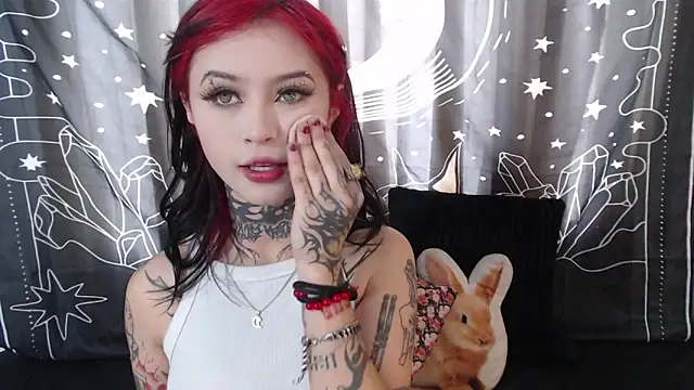 Isabella  dark online show from December 29, 2024, 7:32 pm