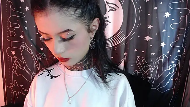 Isabella  dark online show from January 11, 2025, 10:07 pm