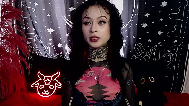 Isabella  dark online show from March 12, 2025, 7:59 pm