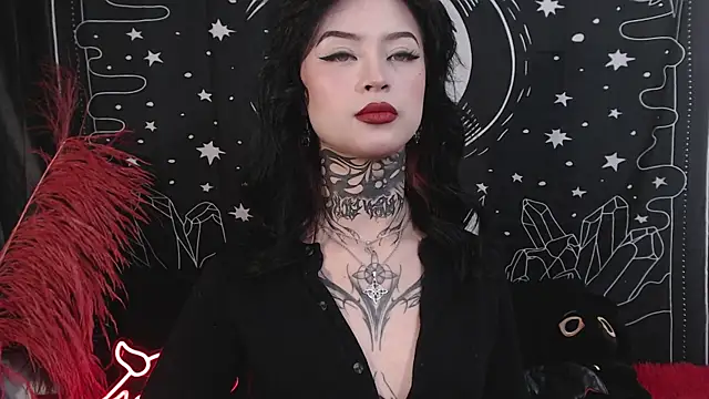 Isabella  dark online show from March 20, 2025, 11:12 pm