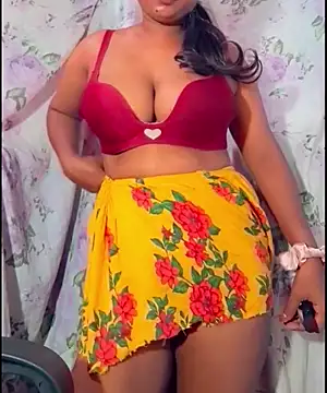 SLteena online show from May 18, 2026, 4:18 am