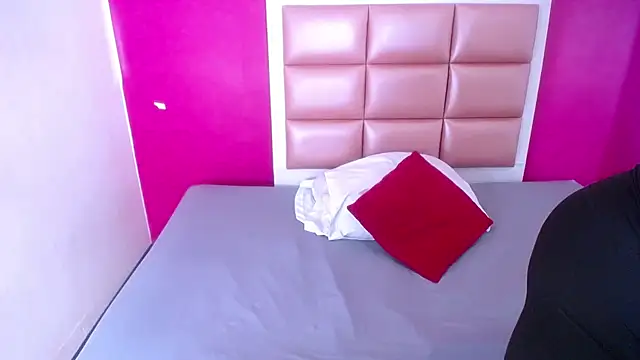 ebonny suggarmommy1 online show from November 19, 2025, 8:42 pm