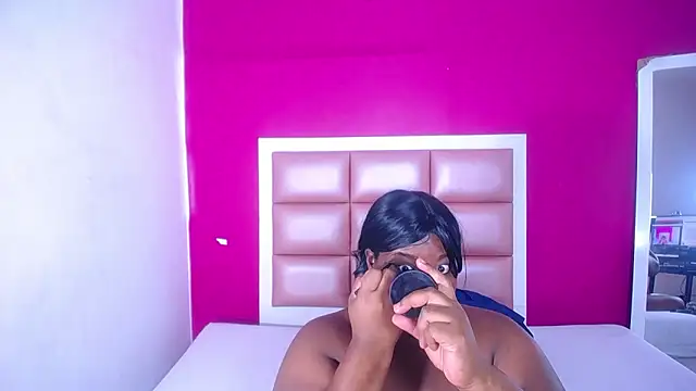 Snapshot of ebonny_suggarmommy1 chatting on February 10, 2026, 11:20 pm ebonny suggarmommy1 online show from February 10, 2026, 11:20 pm