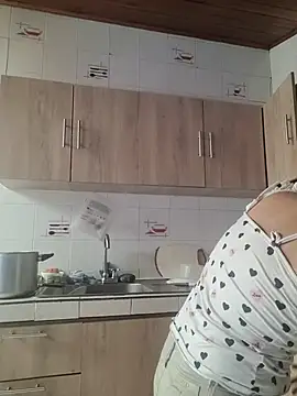 Snapshot of NATALIA_MAGICK chatting on October 28, 2025, 5:04 pm NATALIA MAGICK online show from October 28, 2025, 5:04 pm