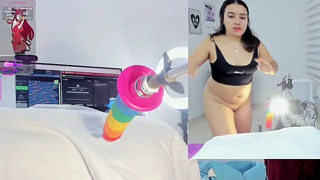 Snapshot of Daki_Ume_ chatting on October 23, 2025, 2:44 am Daki Ume  online show from October 23, 2025, 2:44 am