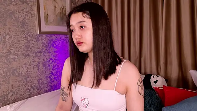 FreyaRaya online show from June 3, 2026, 3:31 am