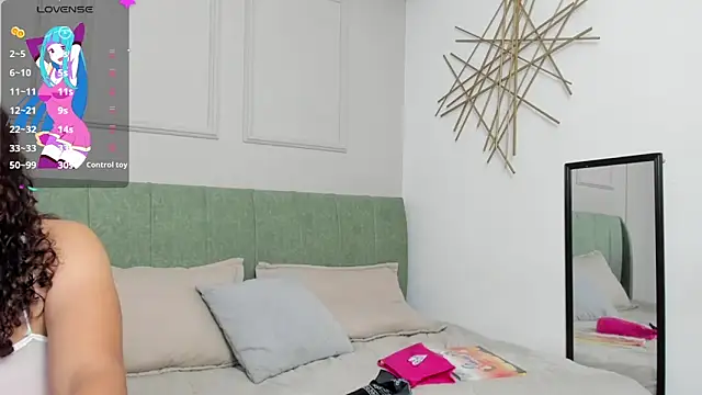 Sussanewolf online show from October 4, 2025, 12:14 pm