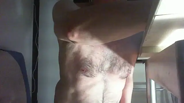 Snapshot of thekeys chatting on February 27, 2026, 7:47 pm thekeys online show from February 27, 2026, 7:47 pm