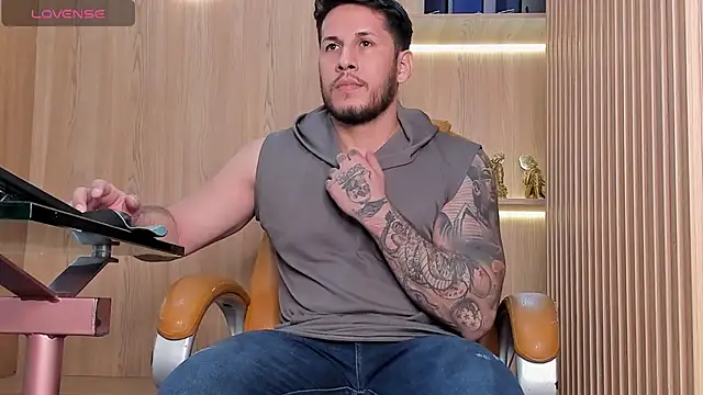 George Diesell online show from November 12, 2025, 4:02 am