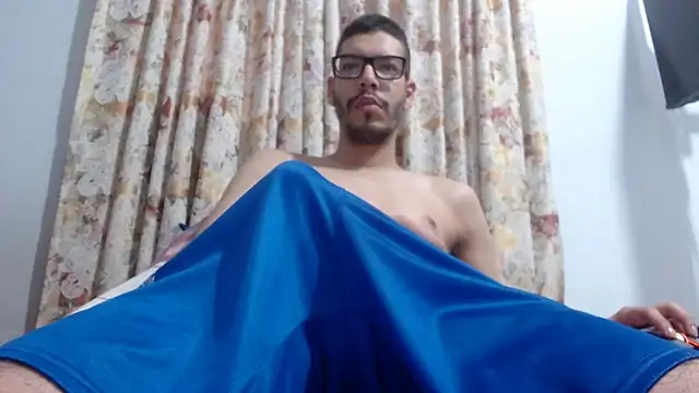 Snapshot of gollfather13 chatting on January 16, 2025, 3:02 pm gollfather13 online show from January 16, 2025, 3:02 pm