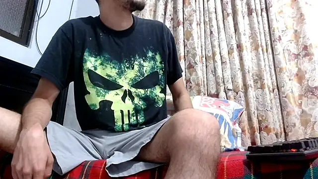 Snapshot of gollfather13 chatting on February 24, 2025, 8:36 pm gollfather13 online show from February 24, 2025, 8:36 pm