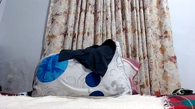 Snapshot of gollfather13 chatting on March 12, 2025, 2:12 pm gollfather13 online show from March 12, 2025, 2:12 pm