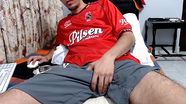 Snapshot of gollfather13 chatting on September 10, 2025, 2:11 am gollfather13 online show from September 10, 2025, 2:11 am