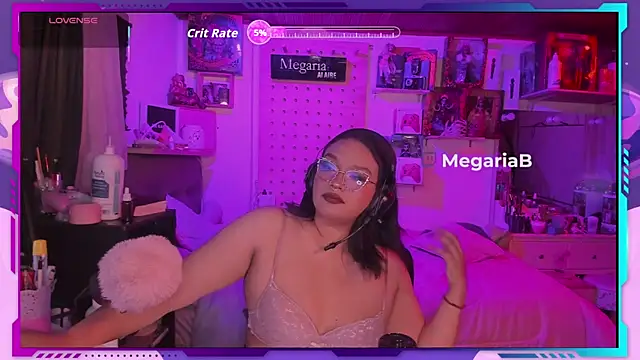 Snapshot of MegariaB chatting on October 18, 2025, 4:15 am MegariaB online show from October 18, 2025, 4:15 am