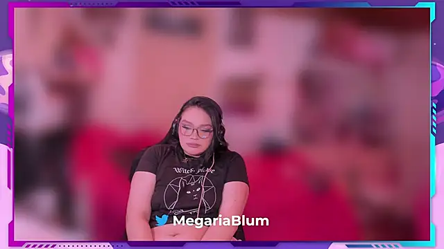 MegariaB online show from May 8, 2026, 4:51 am