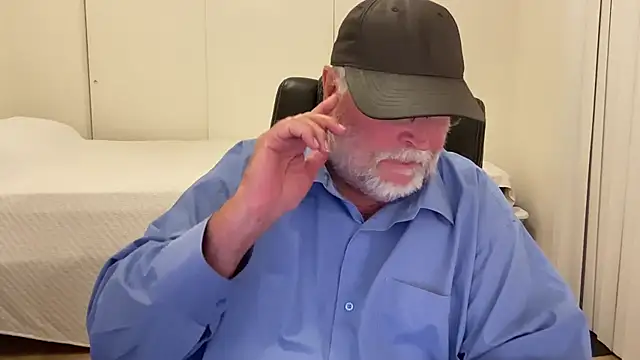 Snapshot of Drummajor chatting on February 13, 2026, 3:02 am Drummajor online show from February 13, 2026, 3:02 am