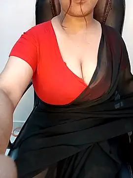 Snapshot of Dayna-36 chatting on May 1, 2026, 3:16 pm Dayna-36 online show from May 1, 2026, 3:16 pm
