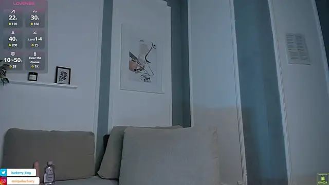 EnriqueBarberry online show from November 6, 2025, 6:25 am