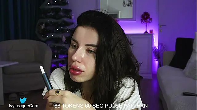 Snapshot of ivyleague_ chatting on December 20, 2024, 6:29 am ivyleague online show from December 20, 2024, 6:29 am