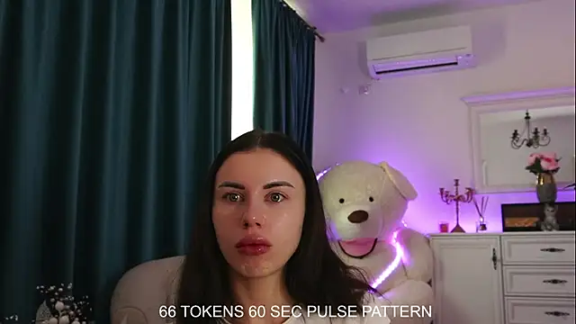 Snapshot of ivyleague_ chatting on January 8, 2025, 8:06 am ivyleague online show from January 8, 2025, 8:06 am