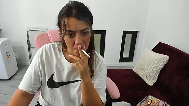 Dyana Kaylinn online show from September 27, 2025, 4:50 am