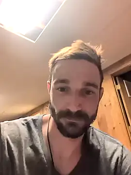 Vash Valentine online show from February 6, 2026, 7:56 am