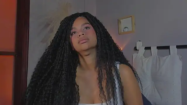 nayah   online show from January 8, 2025, 11:52 pm