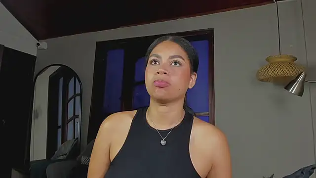 nayah   online show from January 16, 2026, 7:40 pm