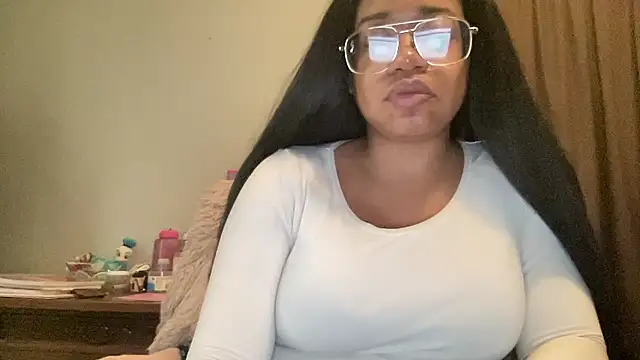 MommyConfident online show from January 15, 2026, 8:56 pm