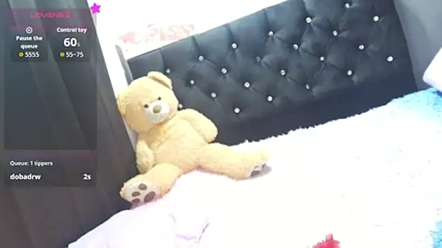 Kagome01 online show from July 17, 2026, 1:29 pm