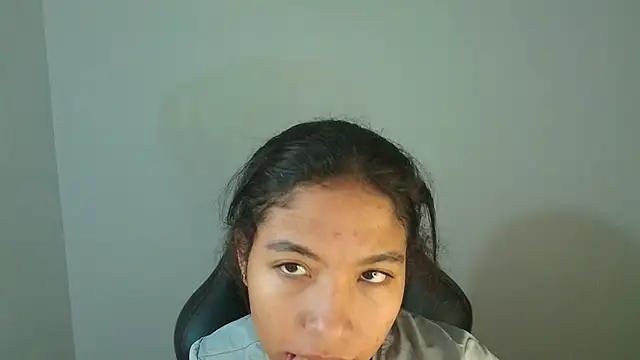 Snapshot of samy_jonnes_ chatting on October 29, 2025, 1:30 am samy jonnes online show from October 29, 2025, 1:30 am