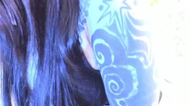 Dianne Golden online show from October 6, 2025, 11:35 pm