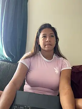 Snapshot of VanessaBling chatting on September 28, 2025, 3:06 pm VanessaBling online show from September 28, 2025, 3:06 pm