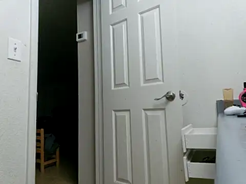 Snapshot of Fuckmyassg00d chatting on January 15, 2025, 8:09 am Fuckmyassg00d online show from January 15, 2025, 8:09 am