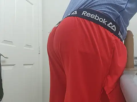 Snapshot of Fuckmyassg00d chatting on March 17, 2025, 11:42 am Fuckmyassg00d online show from March 17, 2025, 11:42 am