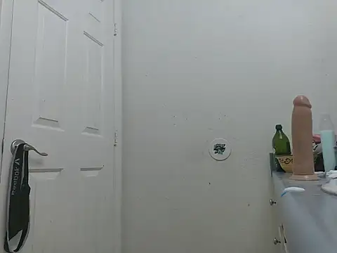 Snapshot of Fuckmyassg00d chatting on September 8, 2025, 5:34 pm Fuckmyassg00d online show from September 8, 2025, 5:34 pm