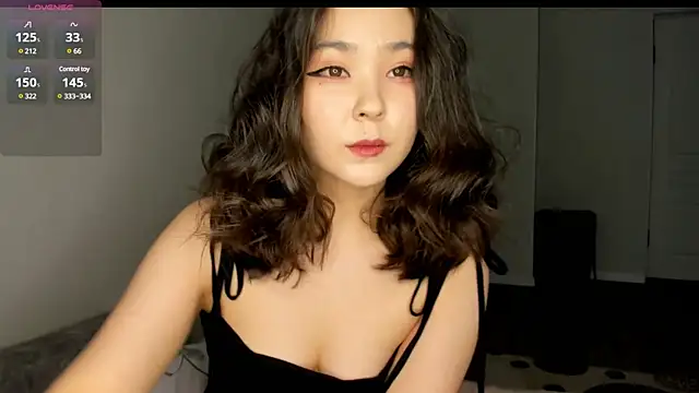 ysann online show from January 31, 2025, 11:13 am
