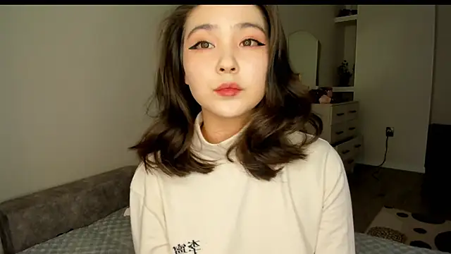 ysann online show from February 1, 2025, 10:48 am