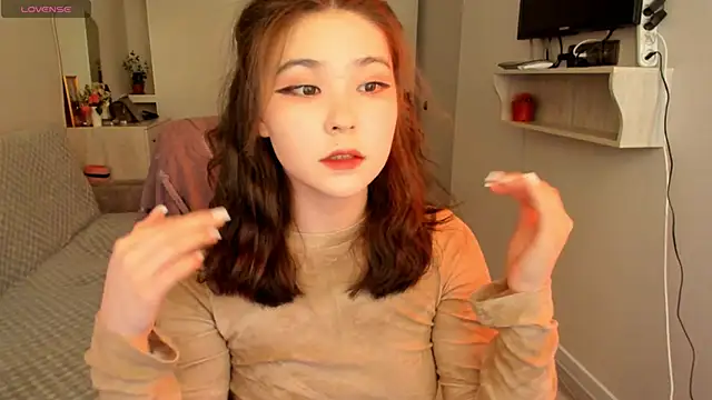 ysann online show from February 9, 2025, 10:42 am