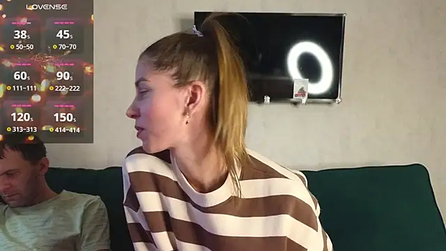 Snapshot of FoxLoveBasik chatting on January 21, 2025, 12:39 pm FoxLoveBasik online show from January 21, 2025, 12:39 pm