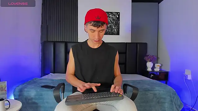 Snapshot of Jotastevensxx chatting on February 5, 2025, 11:44 am Jotastevensxx online show from February 5, 2025, 11:44 am