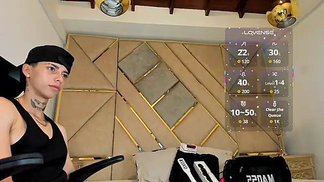 Snapshot of AmberAdams_ chatting on September 28, 2025, 9:09 pm AmberAdams online show from September 28, 2025, 9:09 pm