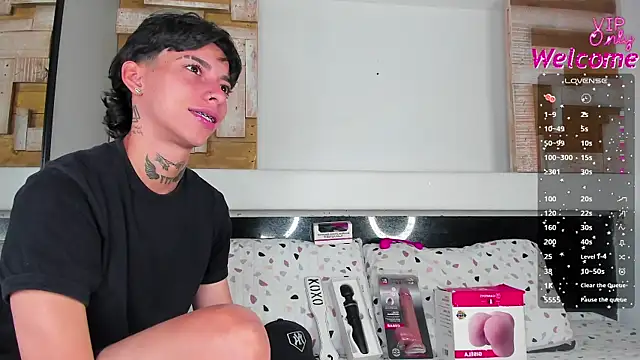 AmberAdams  online show from February 23, 2026, 3:53 pm