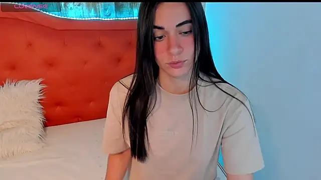 Emma Sophia2 online show from February 11, 2025, 10:48 am
