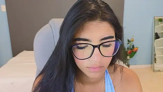 maiaa ruiz online show from October 16, 2025, 2:51 pm