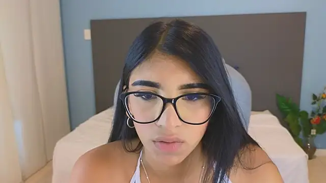 maiaa ruiz online show from October 23, 2025, 3:00 pm