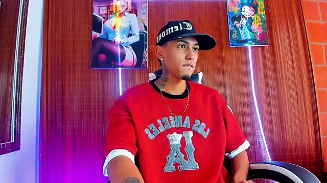 Liam lee online show from February 22, 2026, 3:43 pm