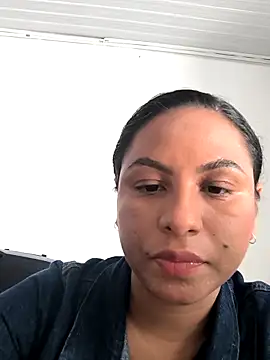 Francesca ferrari online show from May 4, 2026, 9:22 pm