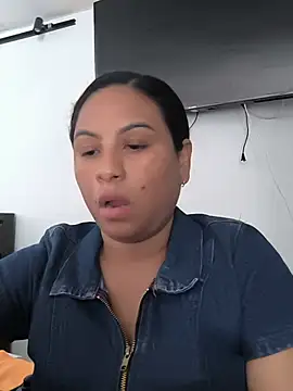 Francesca ferrari online show from July 10, 2026, 9:39 pm