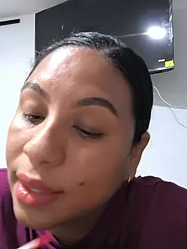 Francesca ferrari online show from July 20, 2026, 10:23 pm